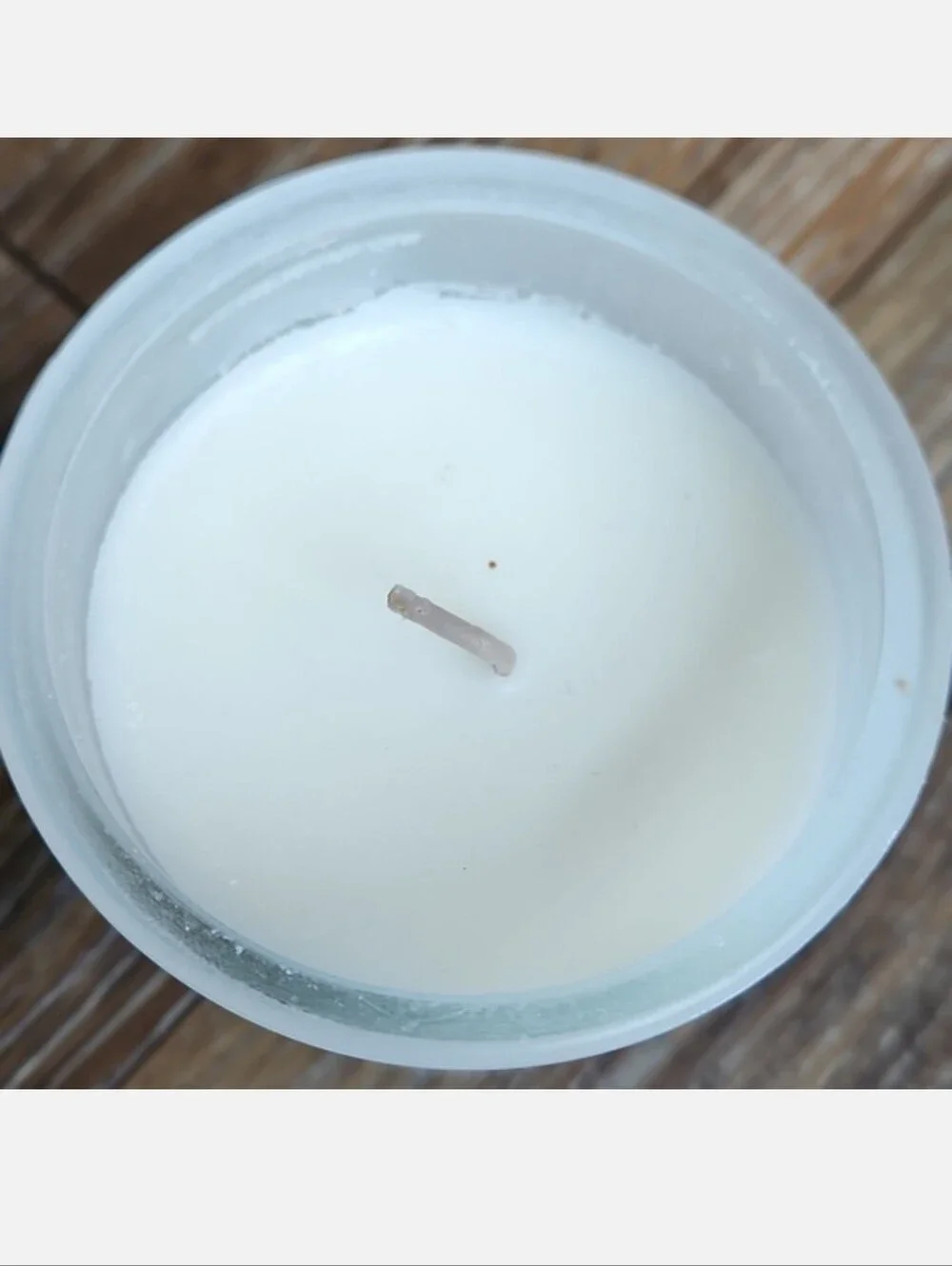 NWT Sand + Paws Candle Chestnut Sugar